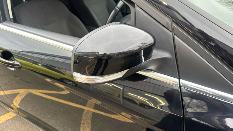 Ford Focus 1.0 EcoBoost 125 Titanium 5dr Petrol Hatchback